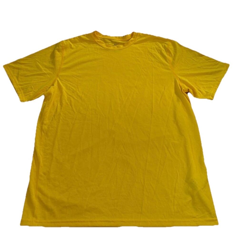 Men’s Nike DriFit Tshirt